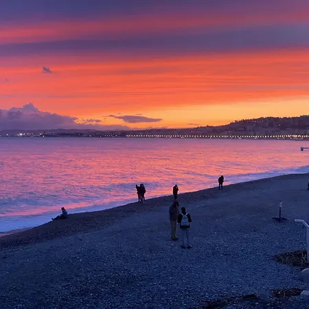 דירה Nid Perche Avec Apercu A Pied ! *